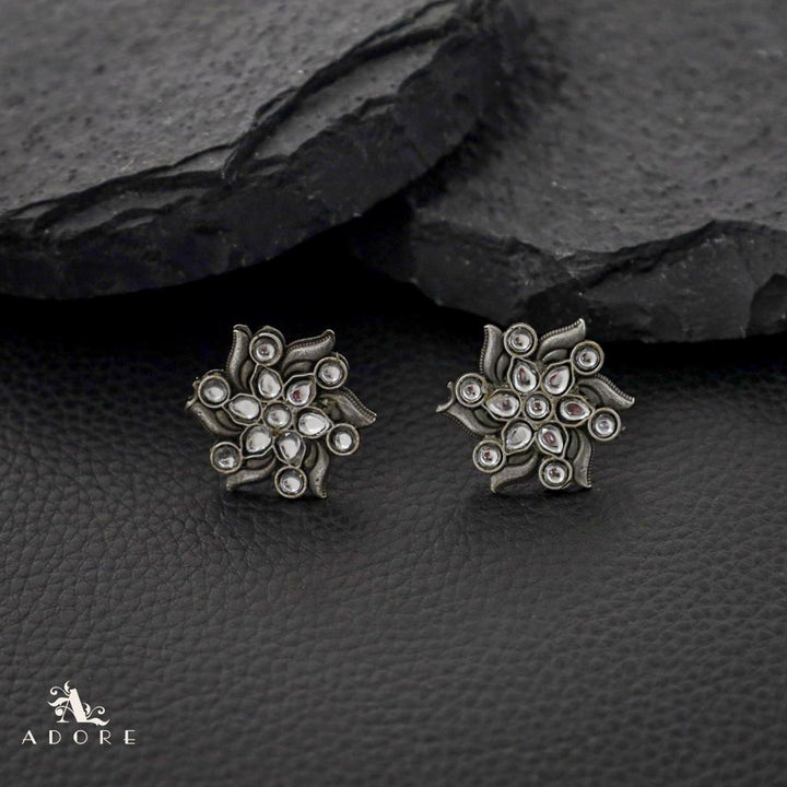 Abitha Flower Earring