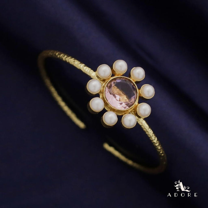 Textured Glossy Round Pearl Flower Bangle