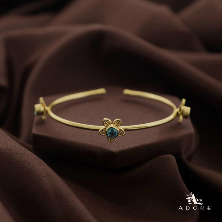 Golden Night Flower Glossy Bangle