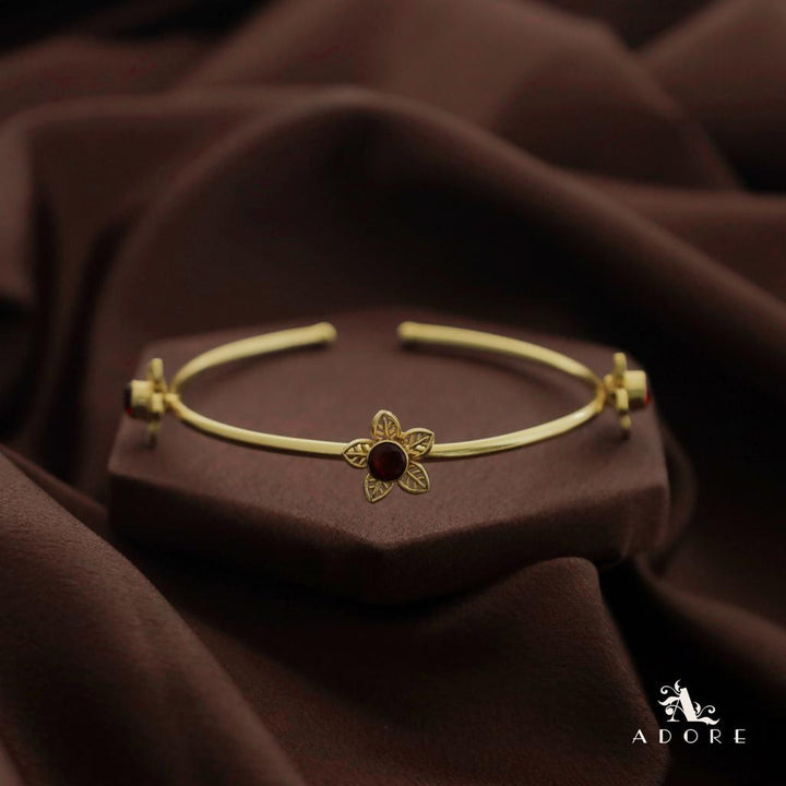 Golden Night Flower Glossy Bangle