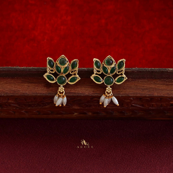 Tamanika Lotus Rice Pearl Short Neckpiece With Earring