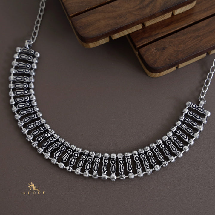Julane Oxidized Choker