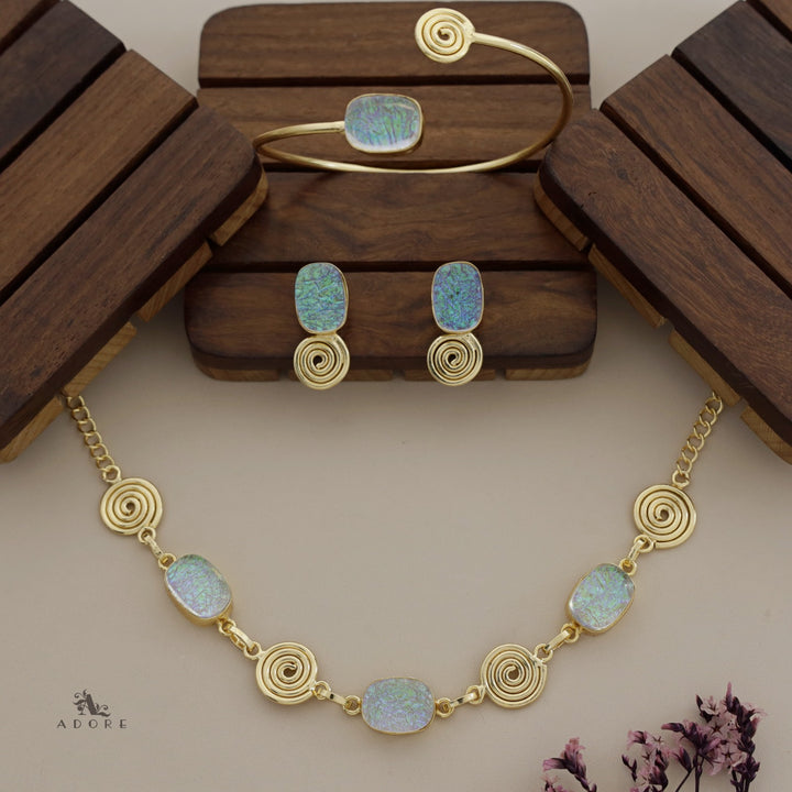 Golden Spiral Glittery Stone Neckpiece Combo
