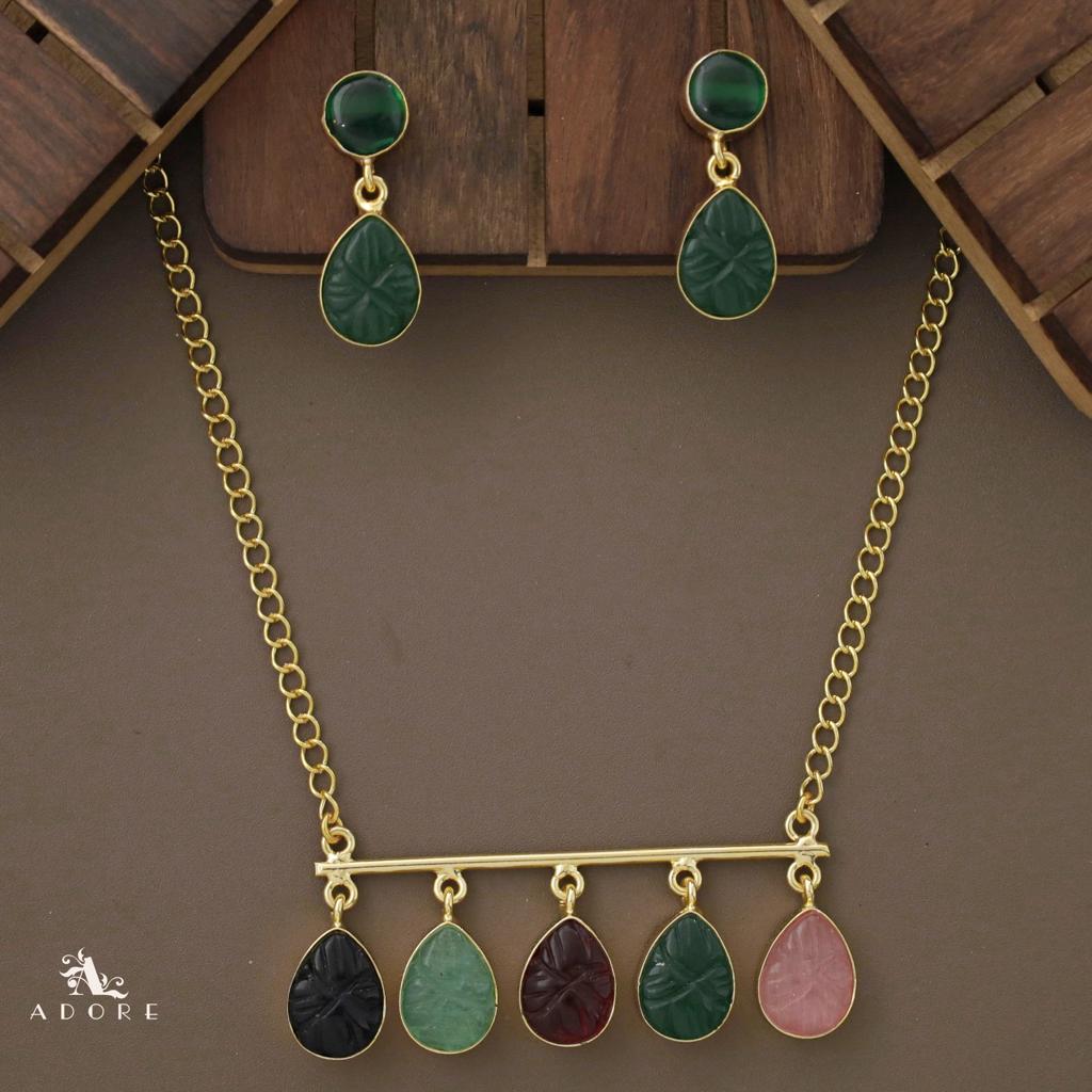 Mizhil 5 Carved Stone Neckpiece With Earring
