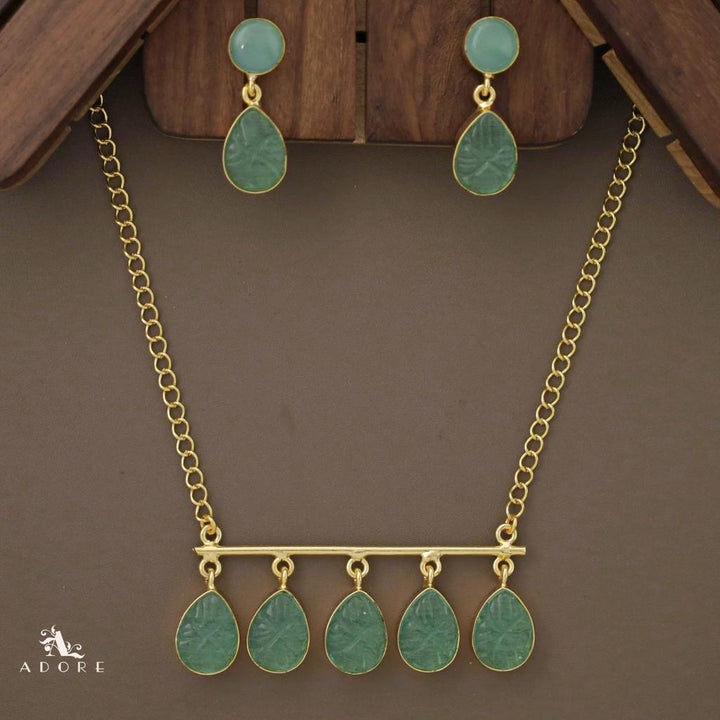 Mizhil 5 Carved Stone Neckpiece With Earring