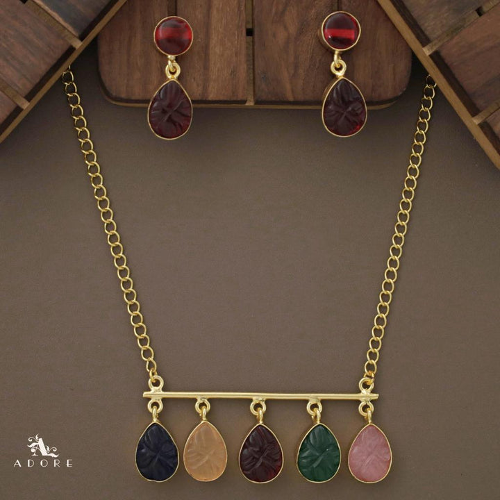 Mizhil 5 Carved Stone Neckpiece With Earring