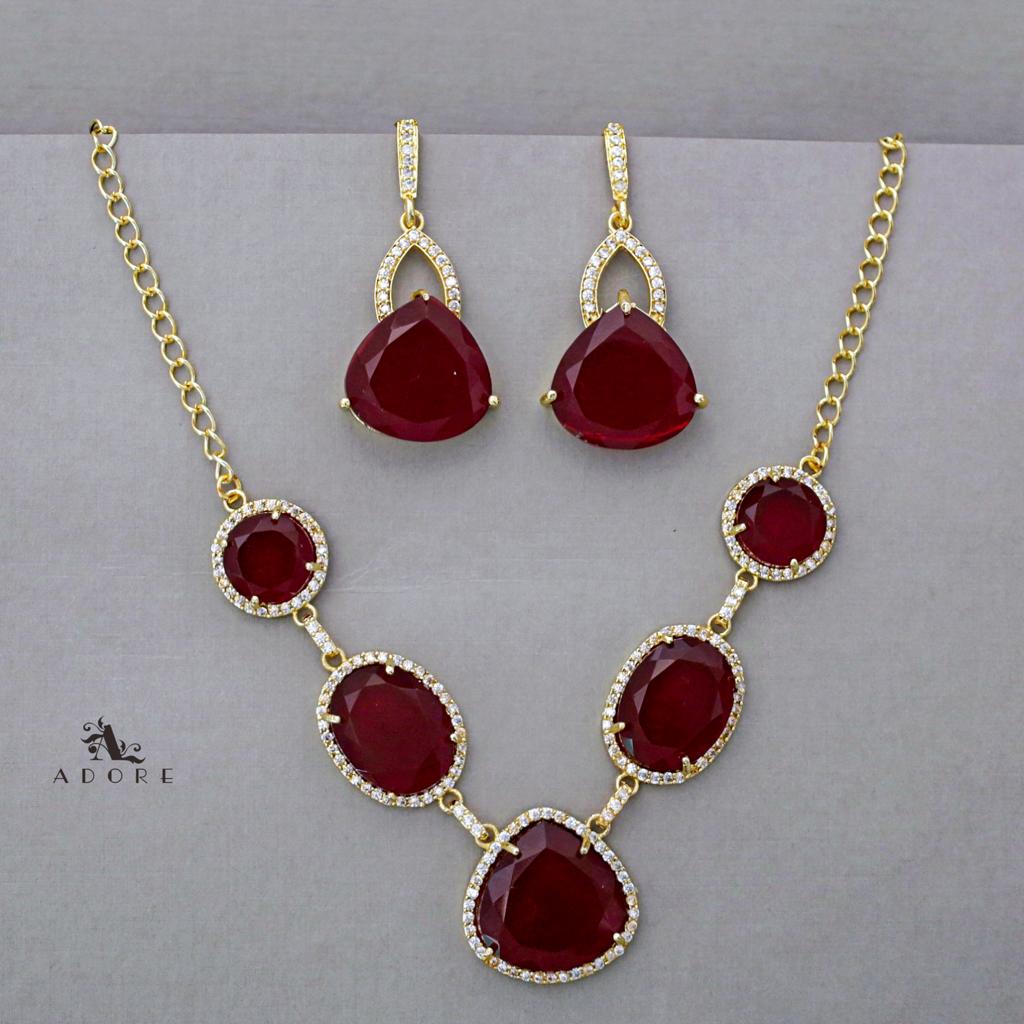 Taedra Multi Shape Glossy Neckpiece With Drop