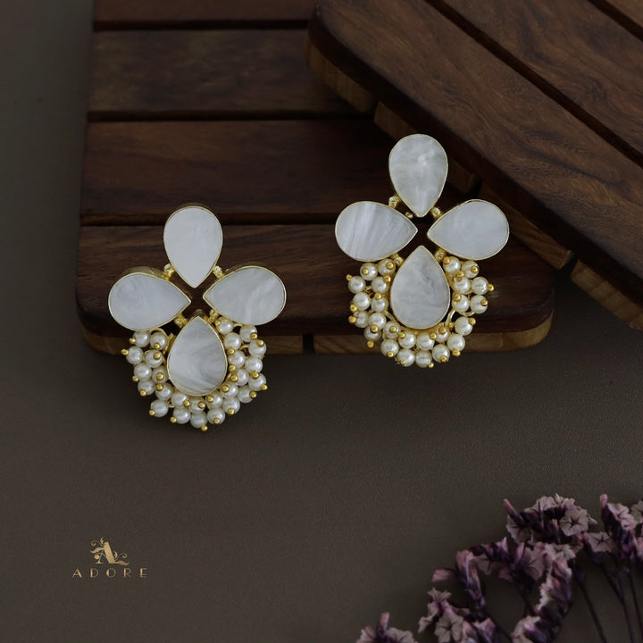 MOP Cluster Pearl Morning Drizzles Earring