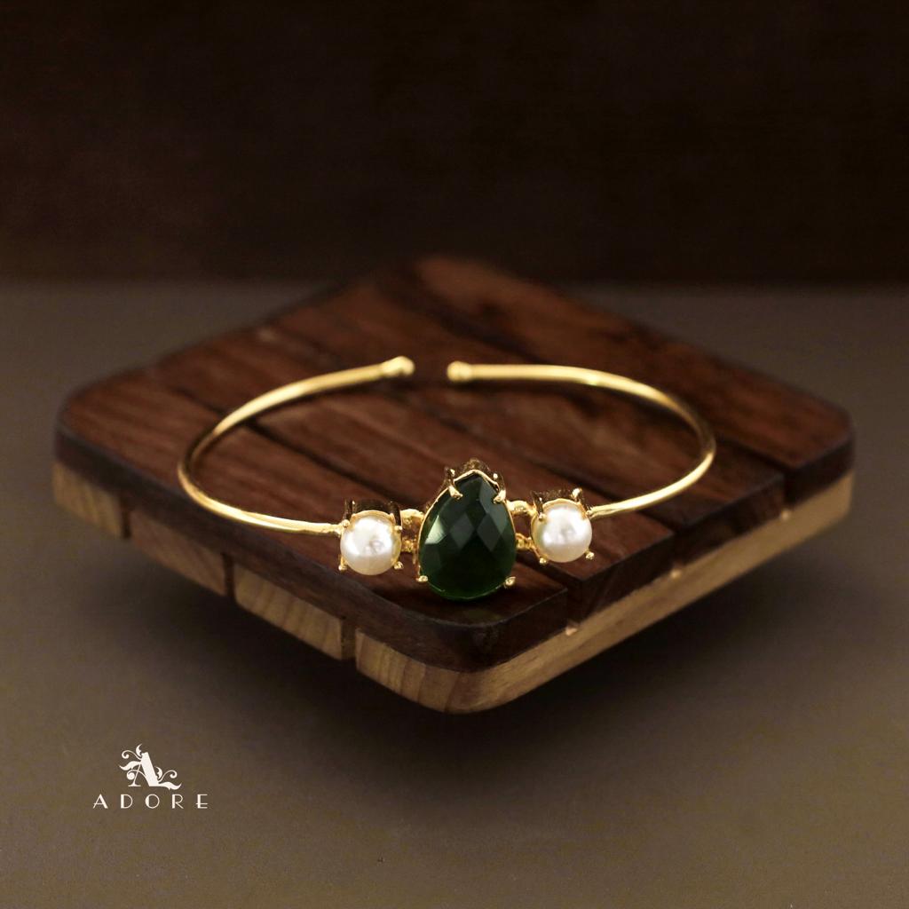 Noreen Glossy Drop Bangle