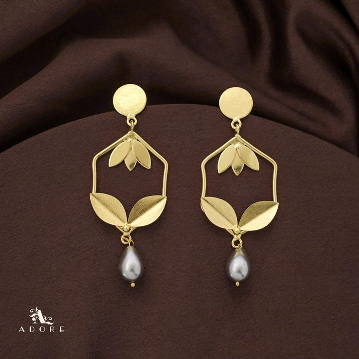 Golden Hexagon Leafy Pearl Drop Earring