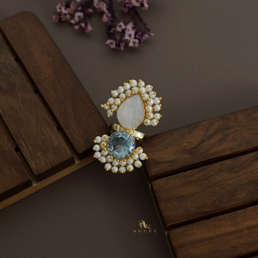 Mizra Glossy + Mop Cluster Pearl Ring