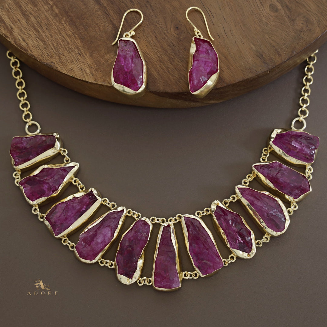 Bellavo Dyed Stone Neckpiece With Earring