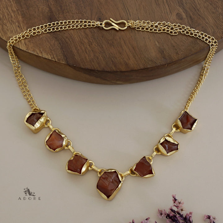 Tiyara Raw Stone Short Neckpiece