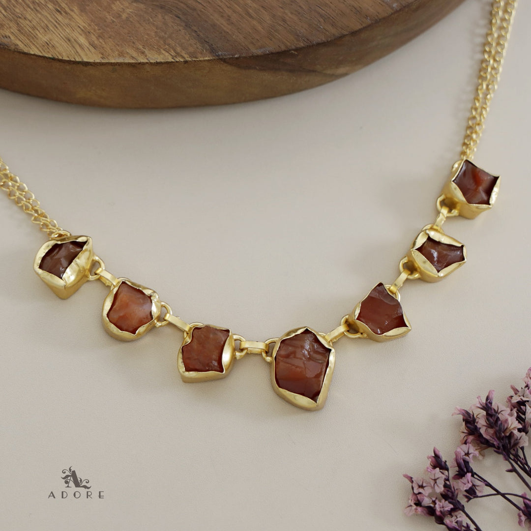 Tiyara Raw Stone Short Neckpiece