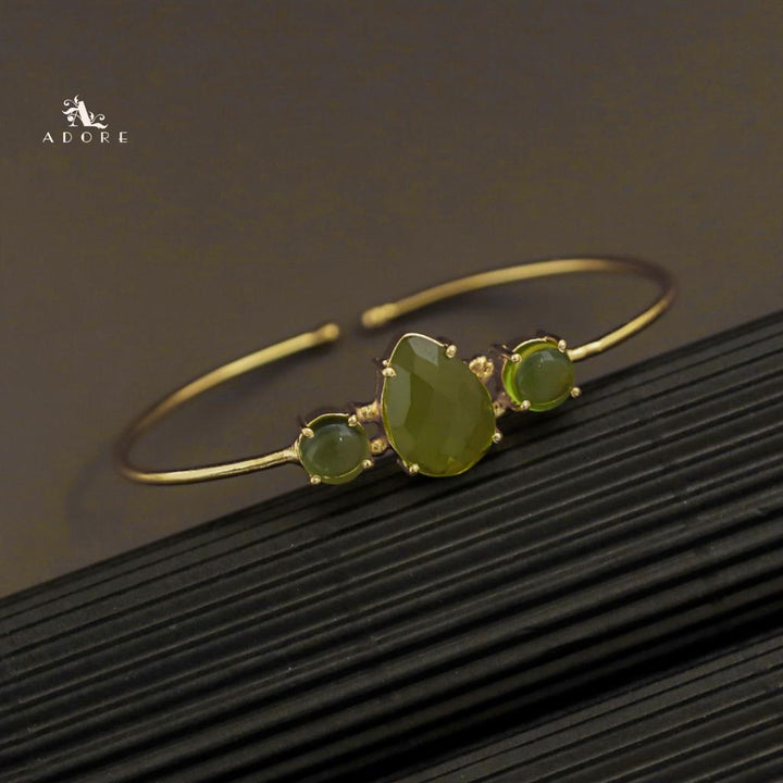 Noreen Glossy Drop Bangle
