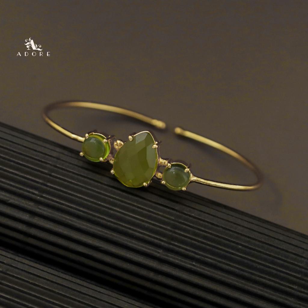 Noreen Glossy Drop Bangle