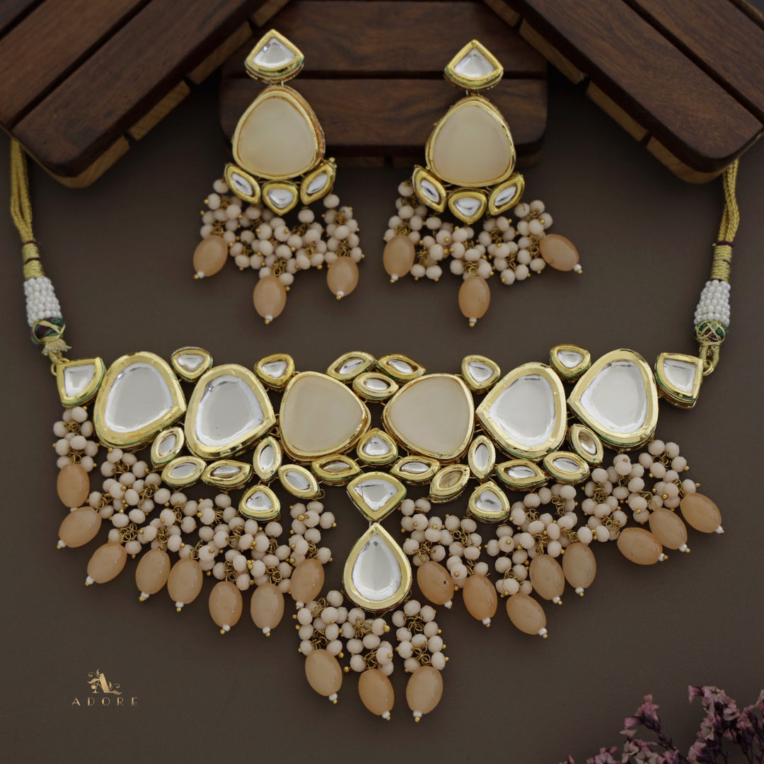 Mehanaz Kundan Choker With Earring