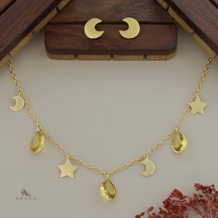 Astral Glossy Tri Drop Neckpiece With Golden Moon Stud