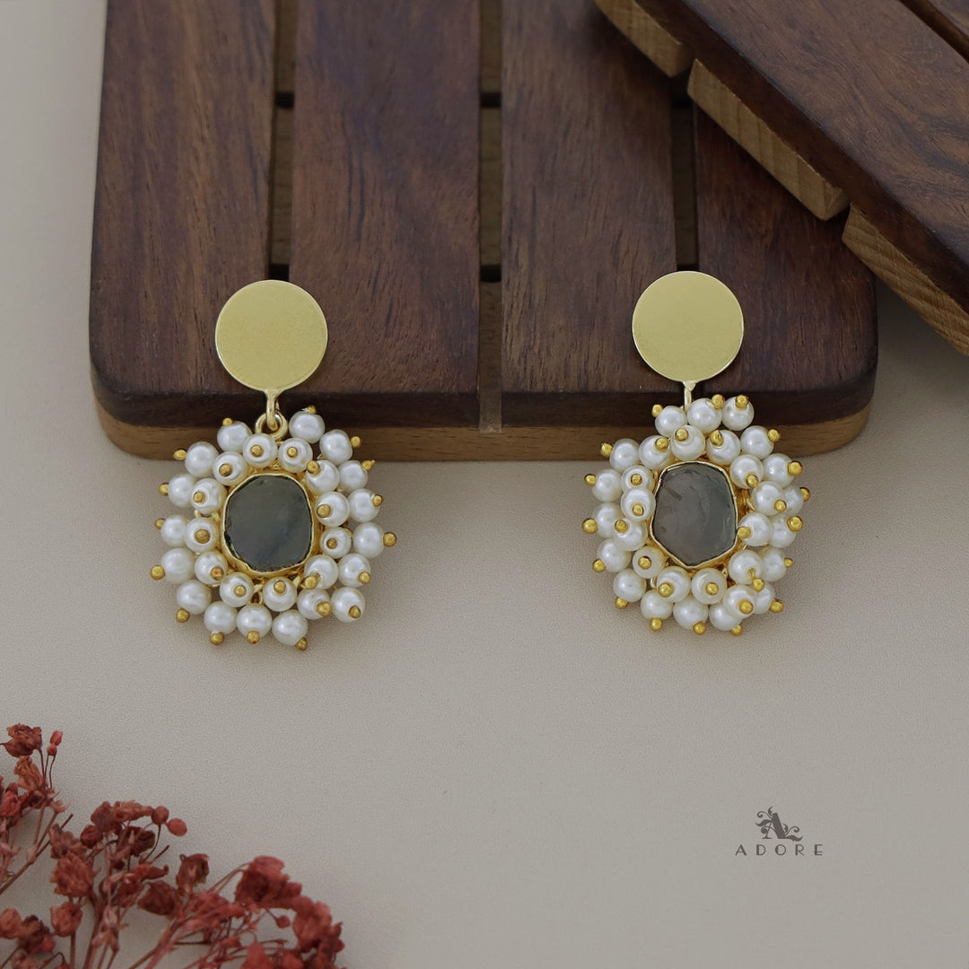Golden Coin Raw Stone Full Cluster Pearl Earring
