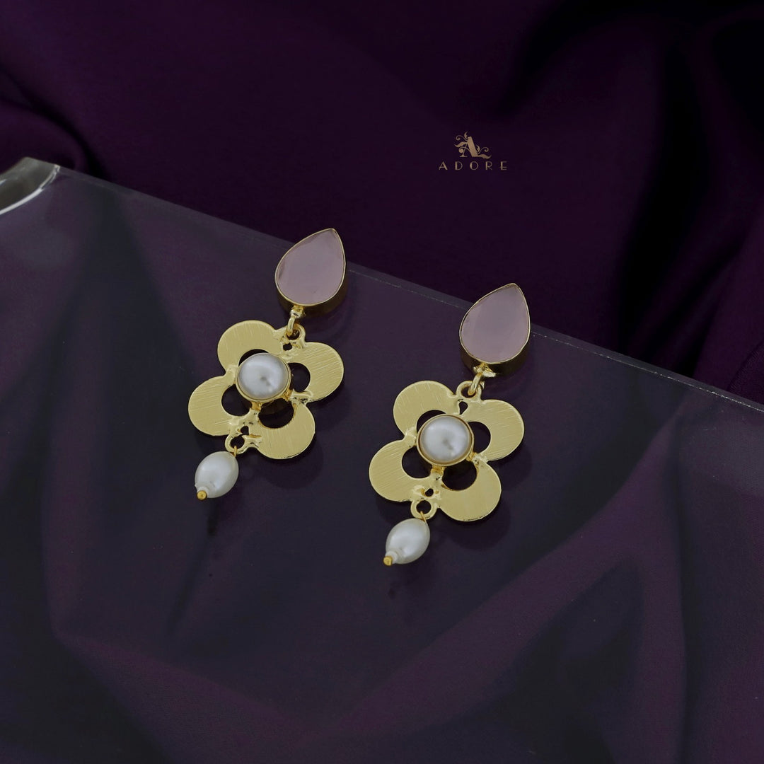Mirrana Glossy Drop Pearly Flower Earring