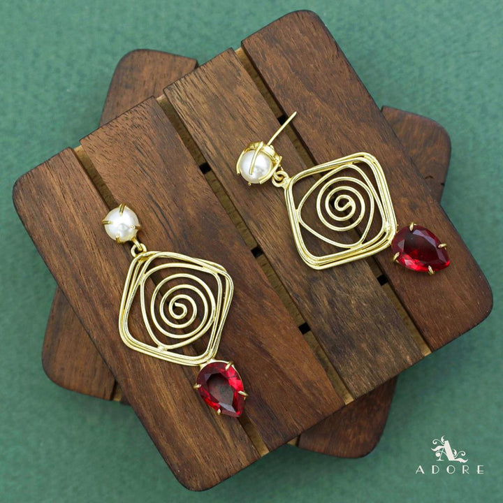Ridhima Glossy And Pearl Spiral Earring