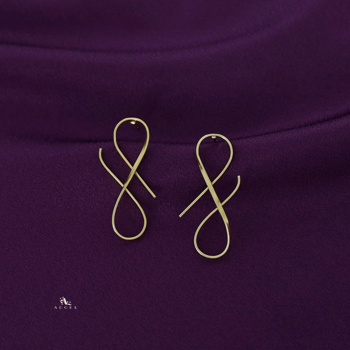 Emi Golden Ribbon Earring