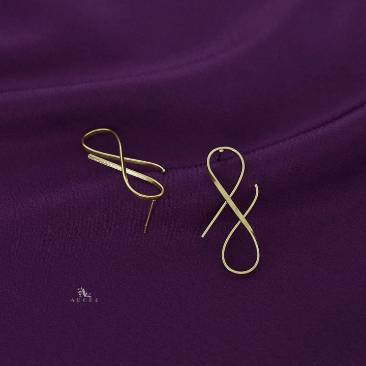Emi Golden Ribbon Earring