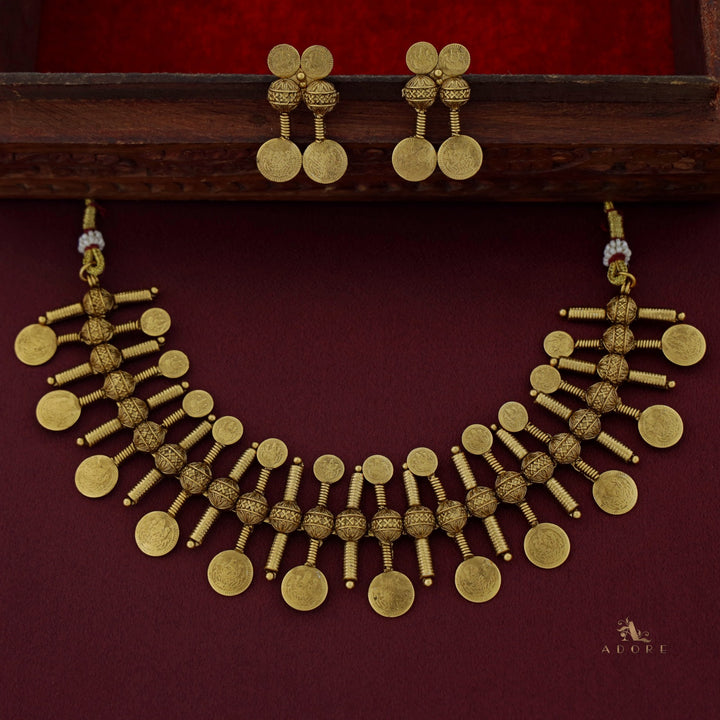 Prayana 2 Side kashi Choker / Short Neckpiece With Earring