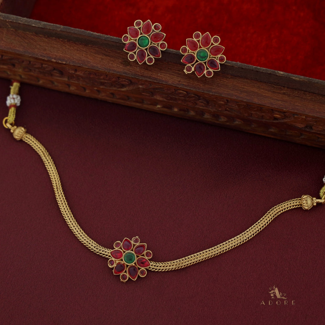 Thenvi Flower Short Neckpiece / Choker With Earring