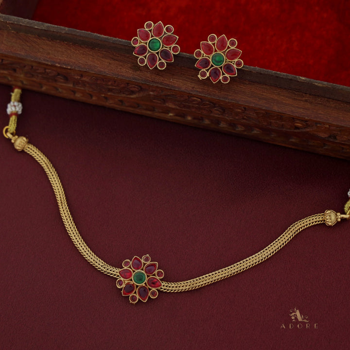 Thenvi Flower Short Neckpiece / Choker With Earring