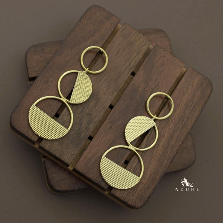 Betsy Tri Circle Golden Earring