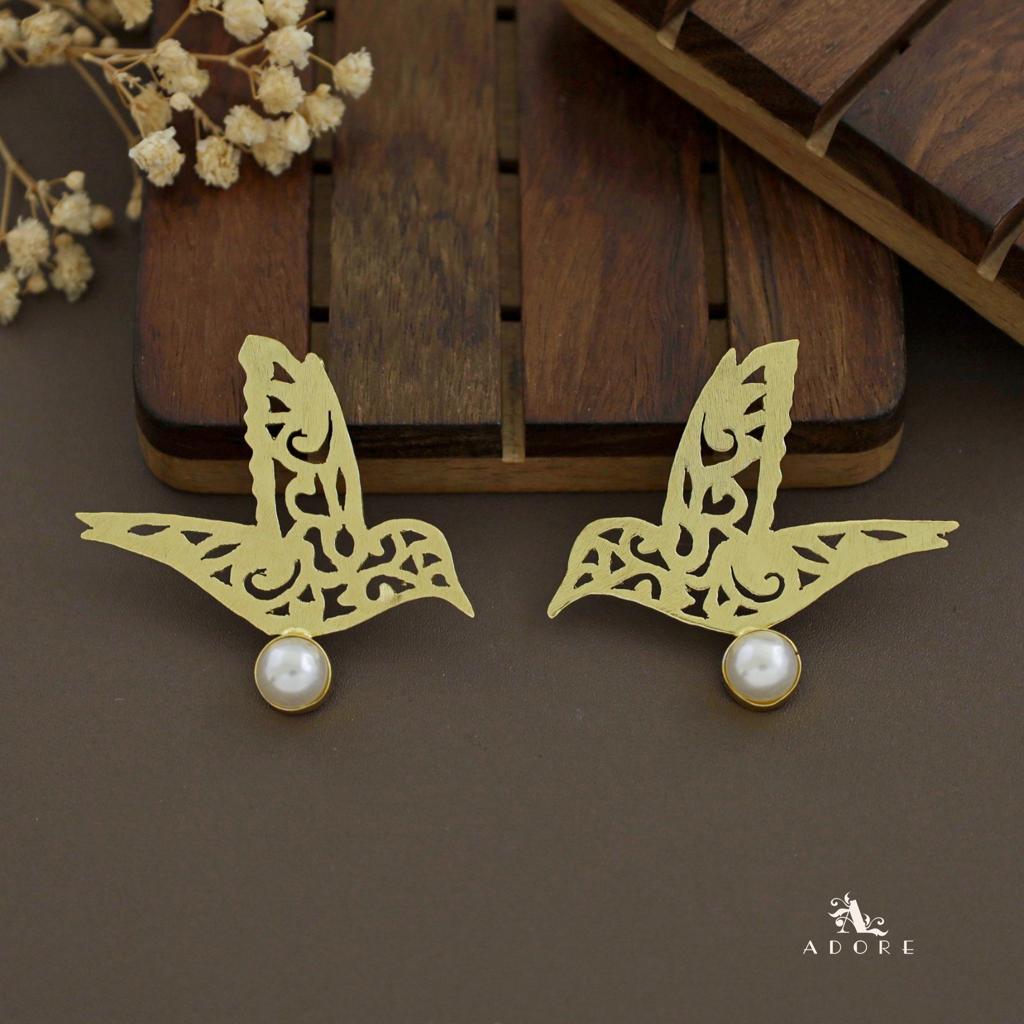 Amaya Glossy Golden Bird Earring