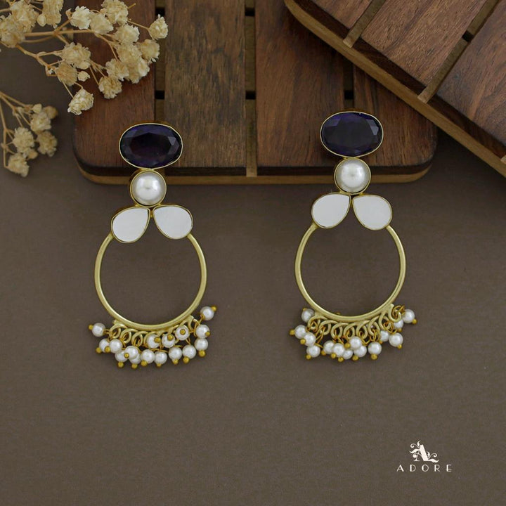 Meghana Oval Glossy Mop With Cluster Pearl Earring