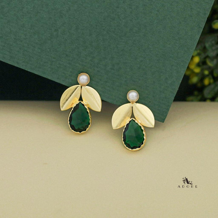 Ajala 2 Fold Leaf Glossy With Pearl Earring