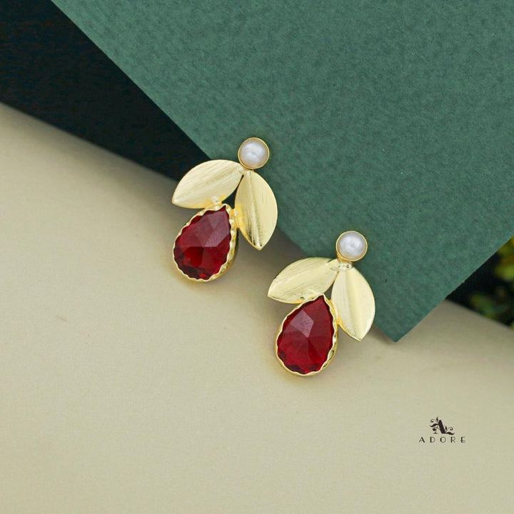 Ajala 2 Fold Leaf Glossy With Pearl Earring