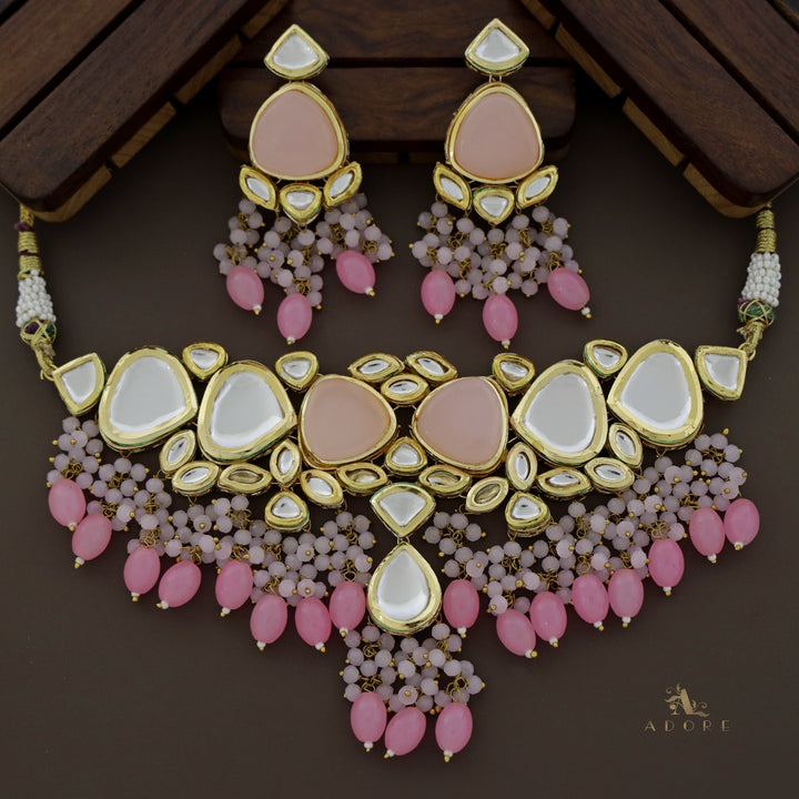 Mehanaz Kundan Choker With Earring