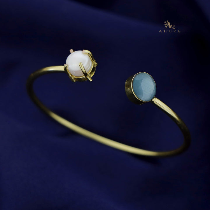 Bisiya Golden Glossy Pearl Bangle