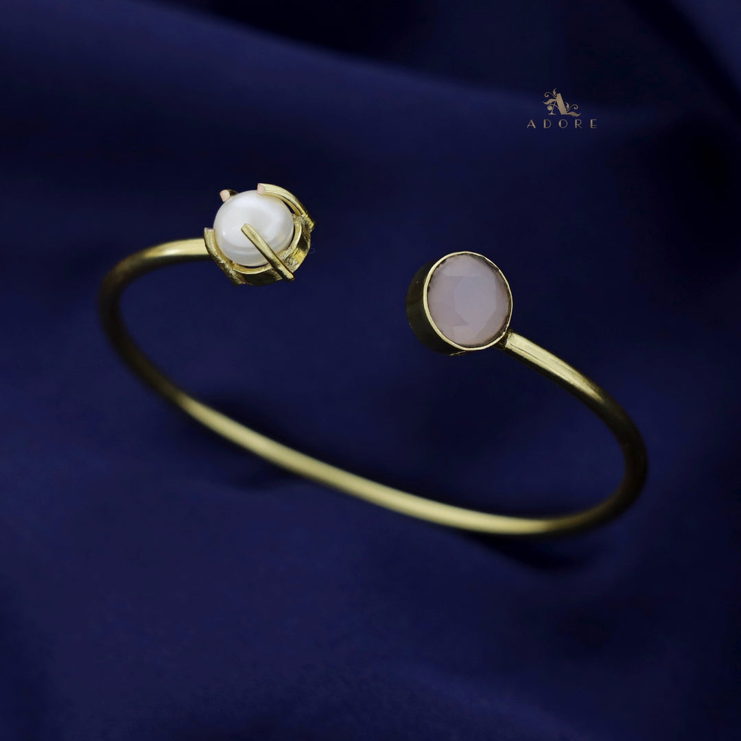 Bisiya Golden Glossy Pearl Bangle