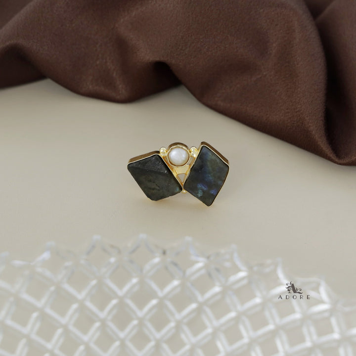 Namya Dual Raw Stone Pearl Ring