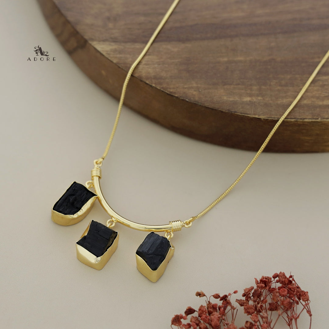 Amba Three Stone Neckpiece