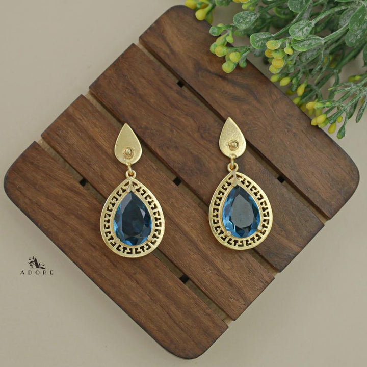 Dazzle Golden Glossy Drop Earring