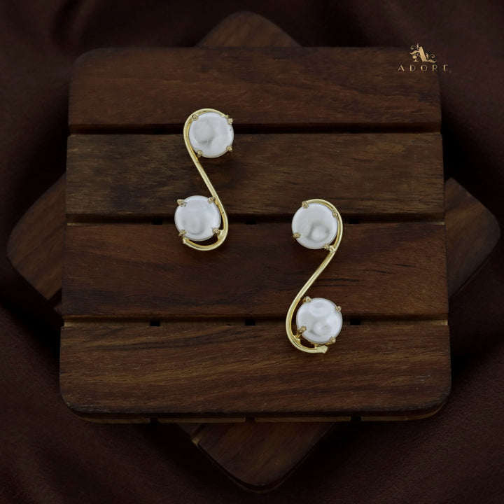 Golden S Baroque + Round Glossy Earring