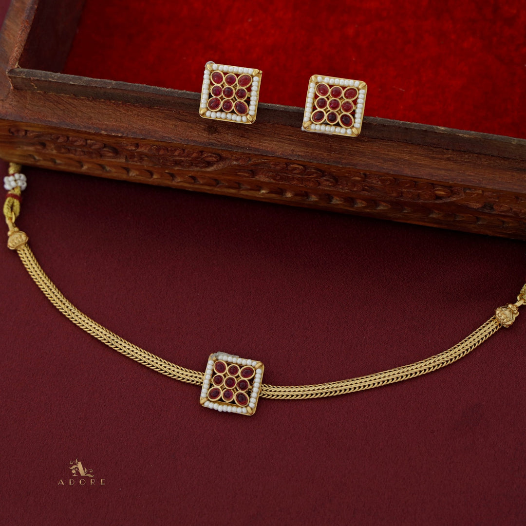 Thrina Chathuranga Choker With Earring