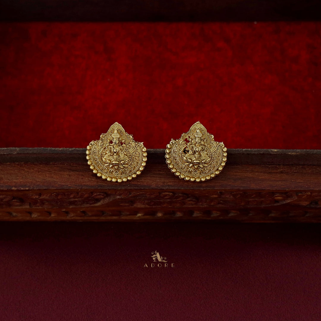Thridala Devi Padma Neckpiece With Earring