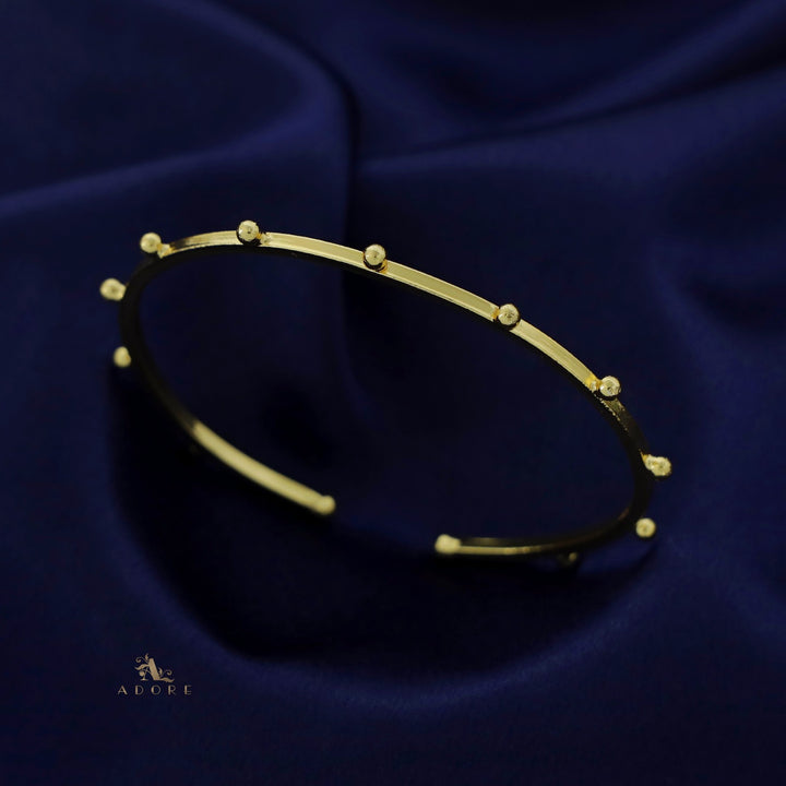 Golden Dotted Bangle