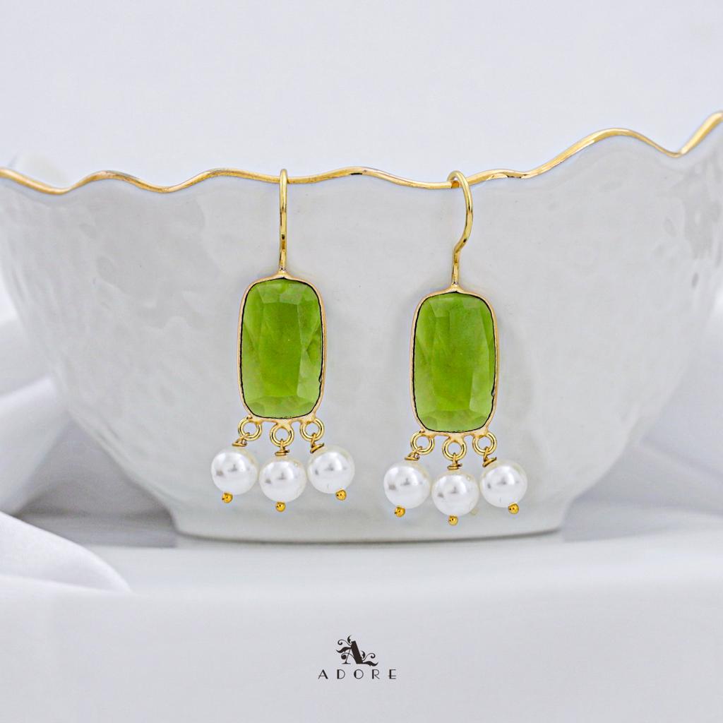 Tri Pearl Glossy Rectangle Drop