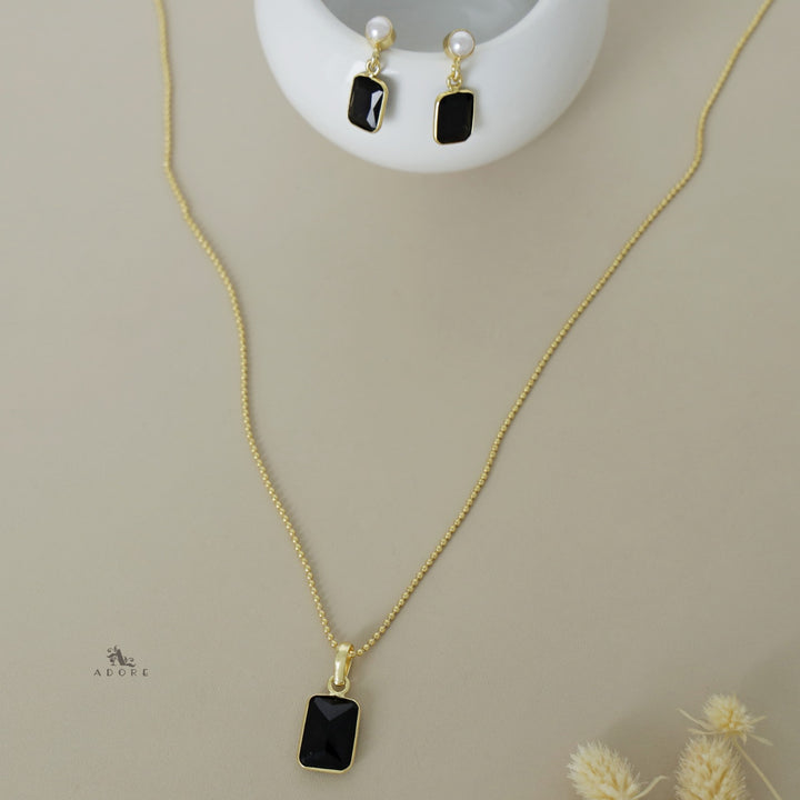 Glossy Rectangle Ball Chain Neckpiece with Pearl Earring