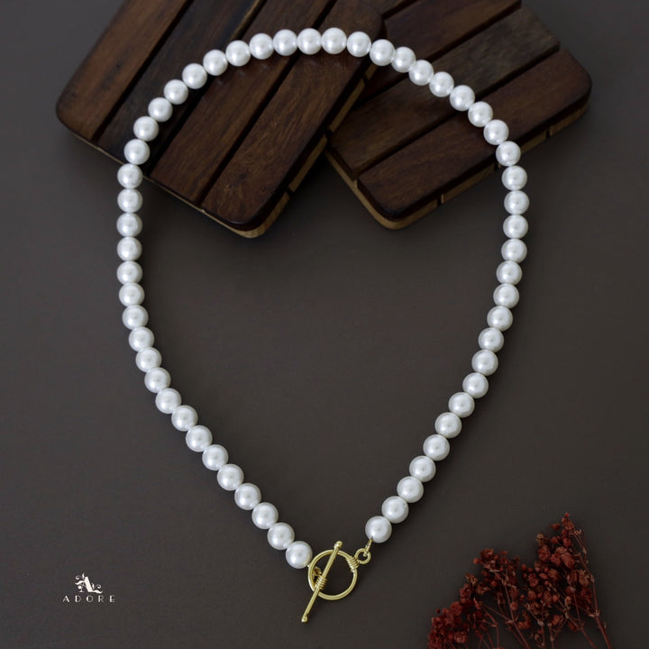 Bella Dona Ring Pearl Neckpiece