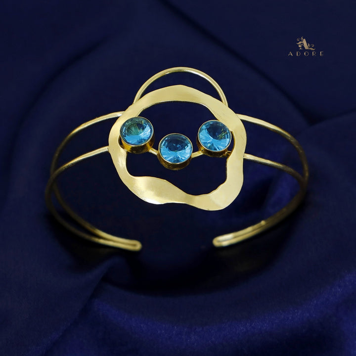 Tri Glossy Golden Vikruthika Bangle