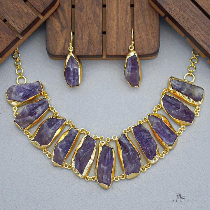 Bellavo Dyed Stone Neckpiece With Earring